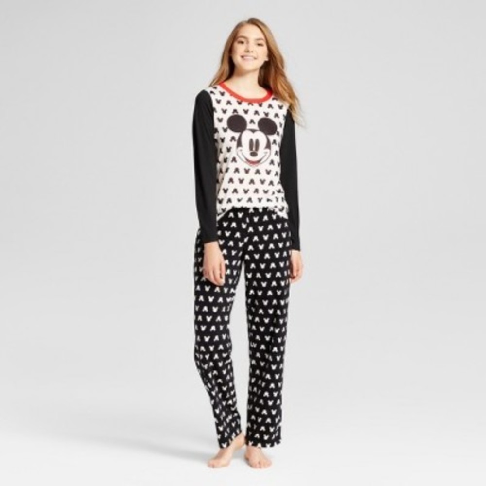 Disney Mickey Pajama set sz Medium